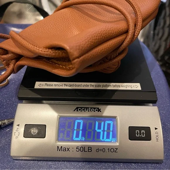 Mugrs Crossbody vegan leather bags Brown pebbled leather bag Embossed logo - Picture 9 of 10